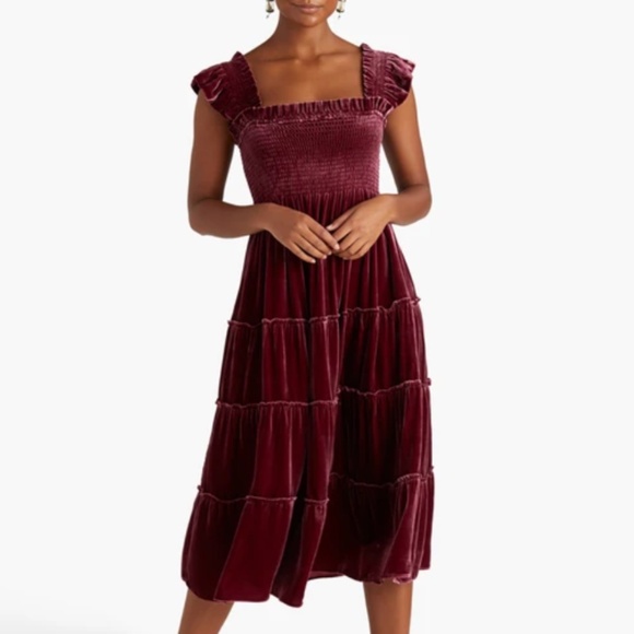 Hill House Dresses & Skirts - NWOT Hill House Home Velvet Nap Dress Size L